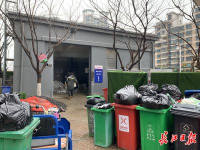 小区建“垃圾屋”，将垃圾分类打包处理 泡沫粉碎机成亮点
